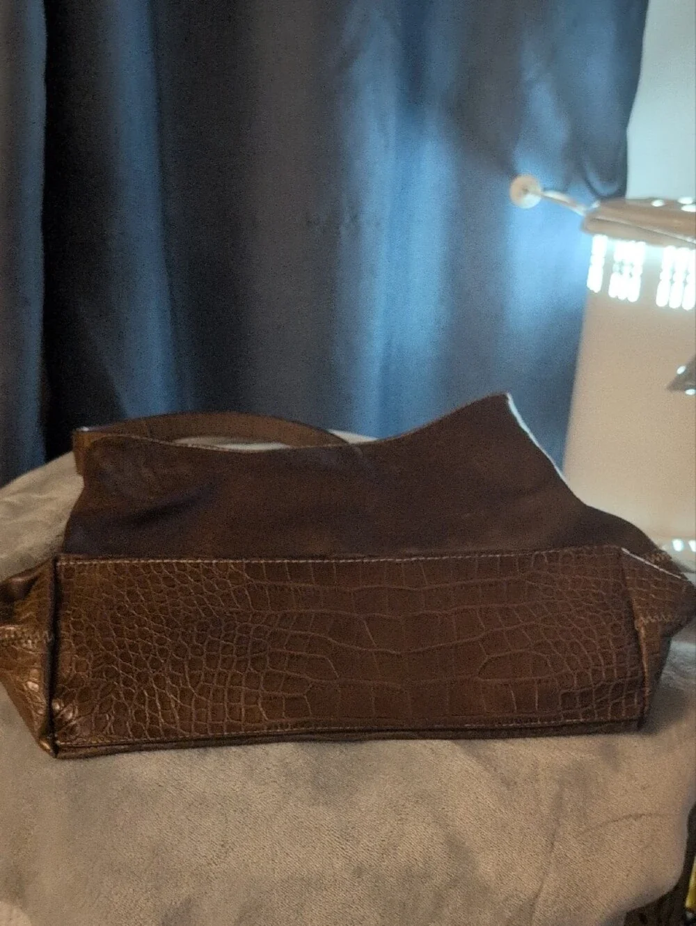 Tommy Hilfiger Brown Leather Shoulder Bag with Croc-Embossed Trim
